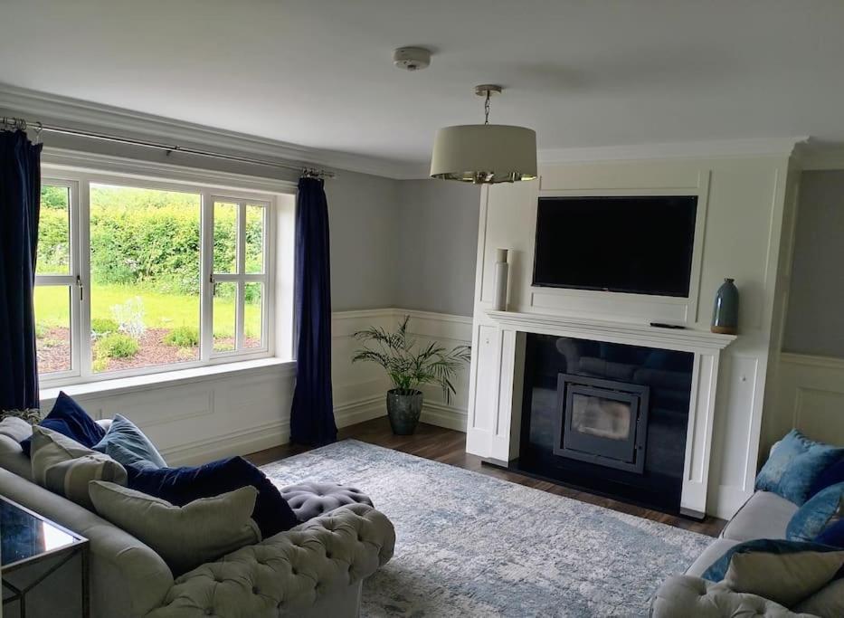 Conveniently Located House To Enjoy All Of Kerry Tralee Kültér fotó
